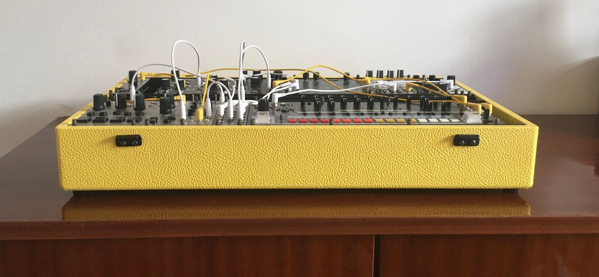Eurorack Modular Synth 3.5mm Super-Thin Patch Cable Comparison - Tendrils vs Ctrl-Mod